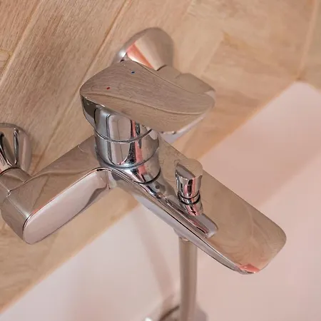 Yoursecondflat Grzybowska Apartman *