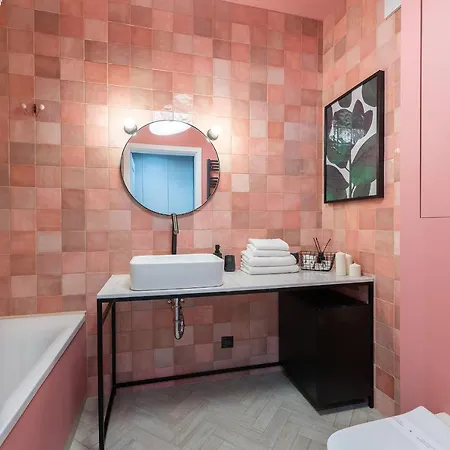 Apartman Yoursecondflat Grzybowska Varsó