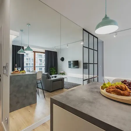Apartment Yoursecondflat Grzybowska Warsaw