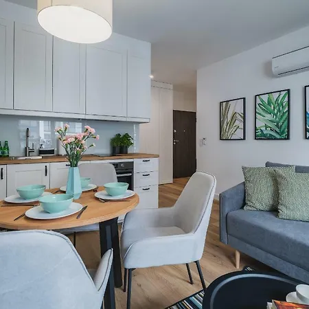 Apartman Yoursecondflat Grzybowska Varsó