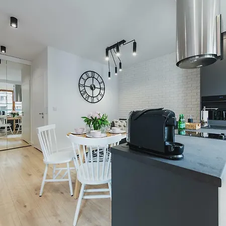 Apartman Yoursecondflat Grzybowska