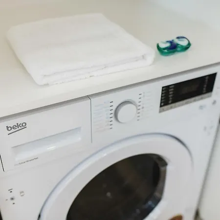 Apartman Yoursecondflat Grzybowska