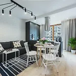 Apartment Yoursecondflat Grzybowska