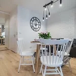 Yoursecondflat Grzybowska Apartment